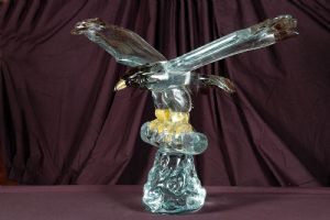 CAPOLAVORO - AQUILA REALE IN VETRO POLICROMO - Straordinaria opera unica e firmata del maestro Walter Rossi - Murano